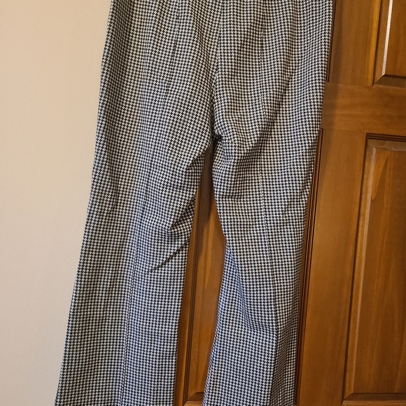 Anthropologie Cartonnier Cropped Bootcut Stretch Pants, size L - Picture 4 of 4
